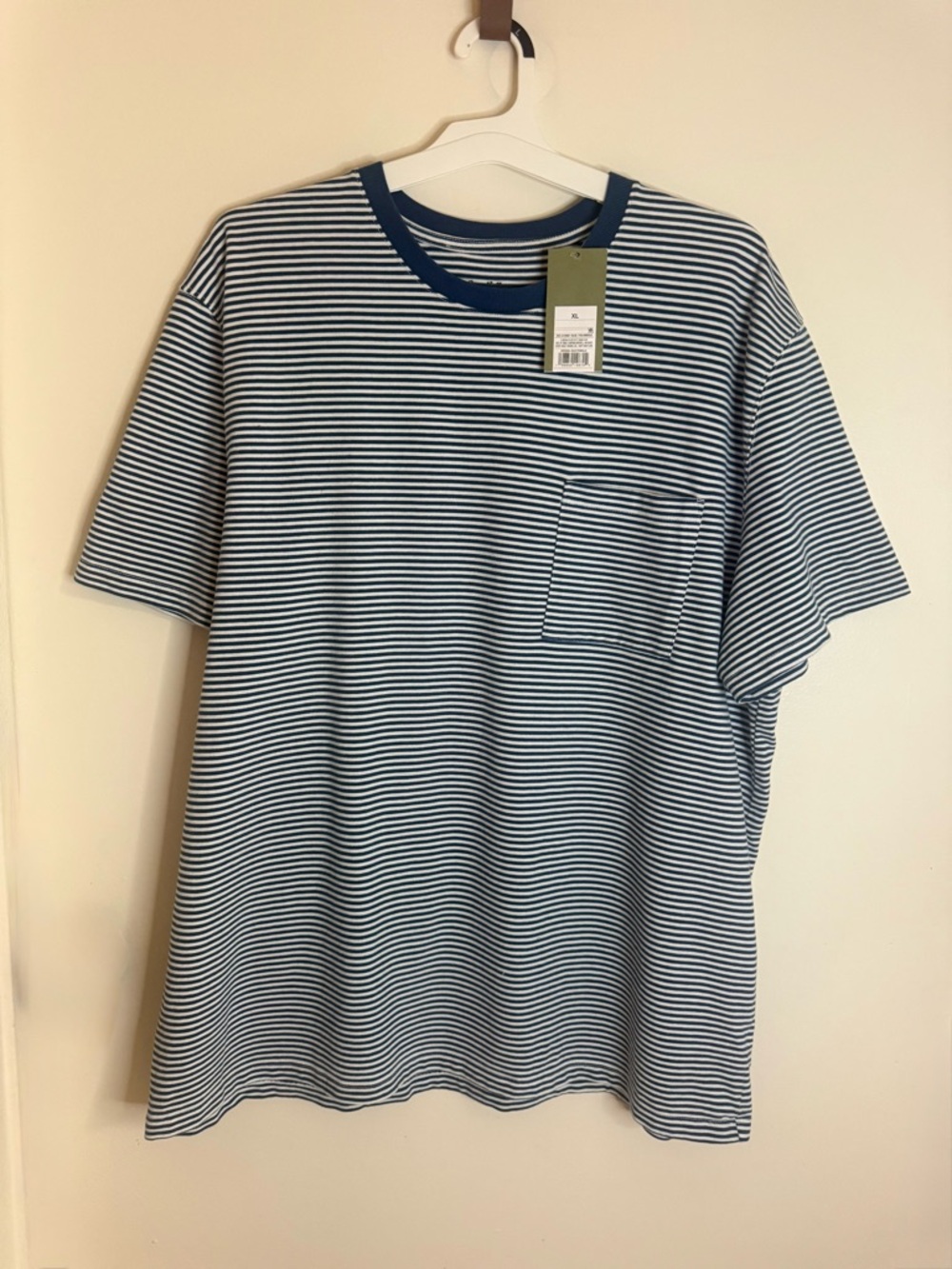 Men’s Striped Chest Pocket Crewneck Tee - Navy/White Pit to Pit 26’ to 28’